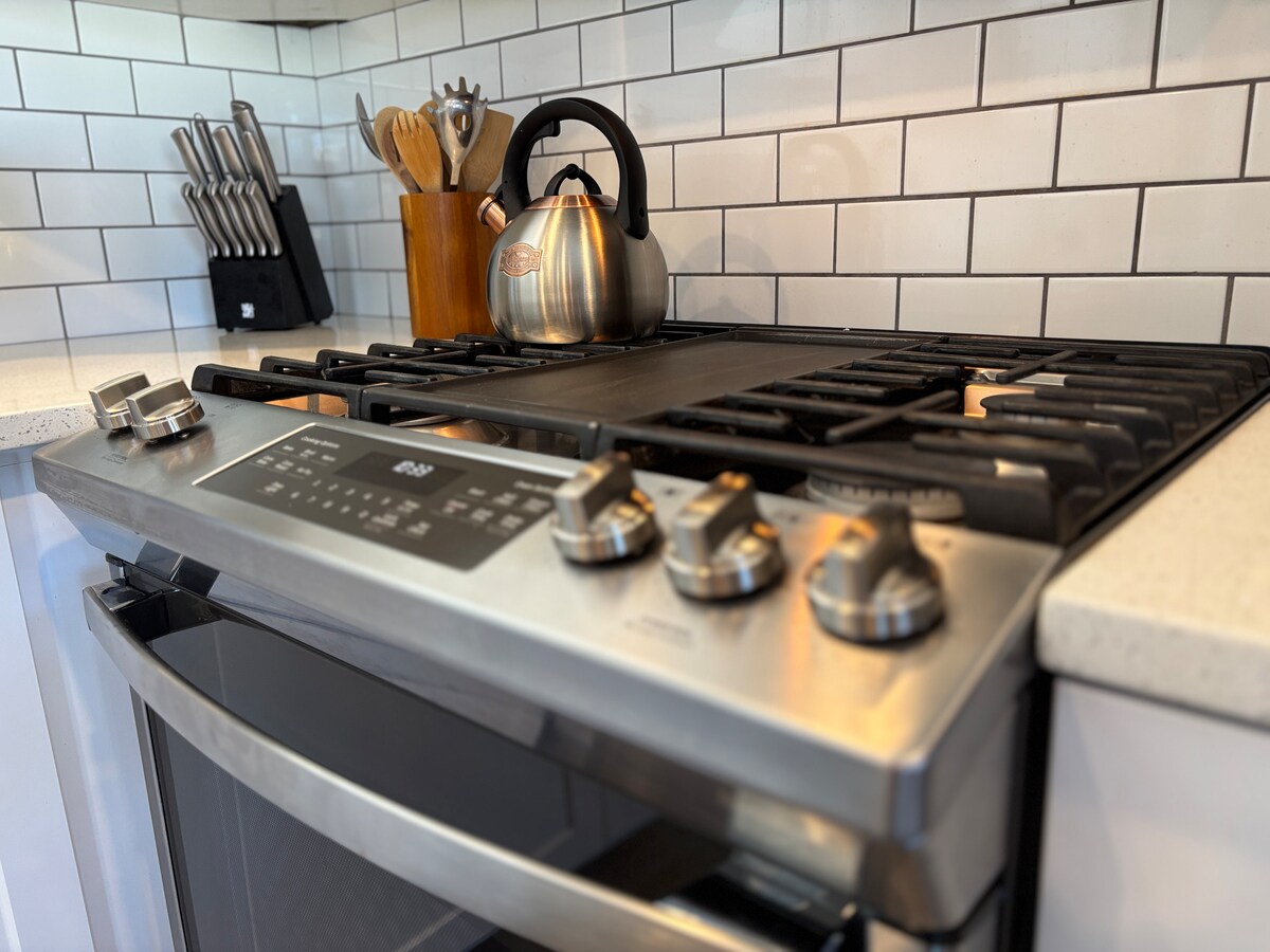 Chef's kitchen